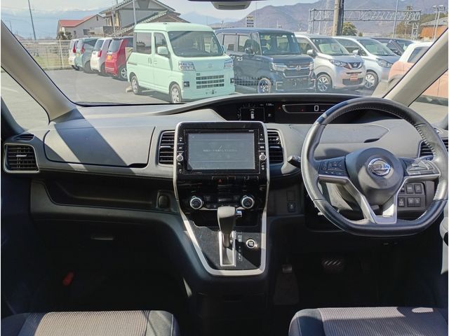 NISSAN SERENA  S-HYBRID 2017 Image 31