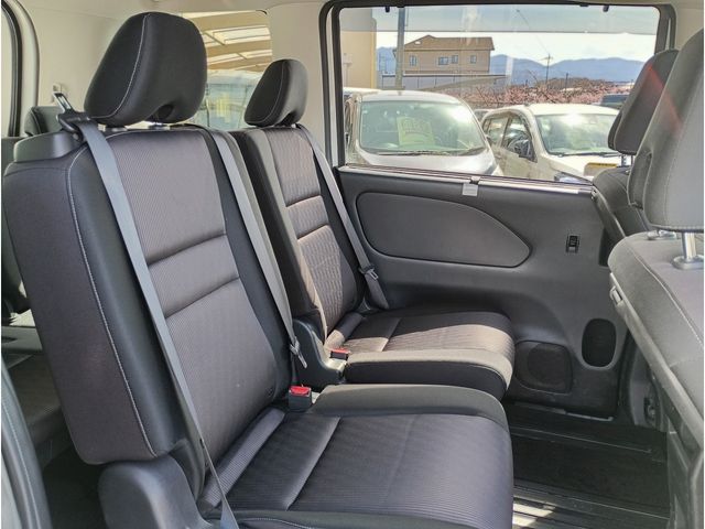 NISSAN SERENA  S-HYBRID 2017 Image 31