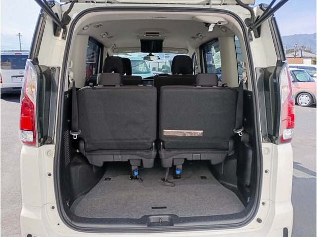 NISSAN SERENA  S-HYBRID 2017 Image 31