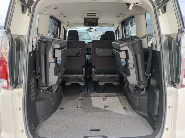 NISSAN SERENA  S-HYBRID 2017 Image 31