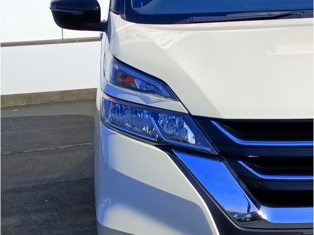 NISSAN SERENA  S-HYBRID 2017 Image 31