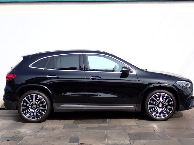 MERCEDES BENZ GLA CL 2024 Image 31