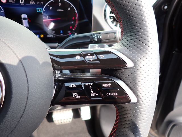 MERCEDES BENZ GLA CL 2024 Image 31