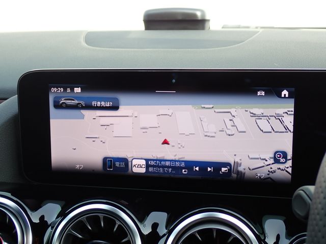 MERCEDES BENZ GLA CL 2024 Image 31