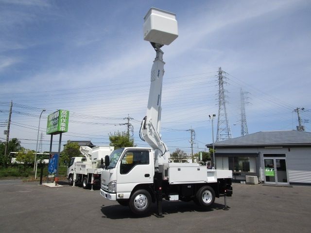 ISUZU ELF 2012 Image 31