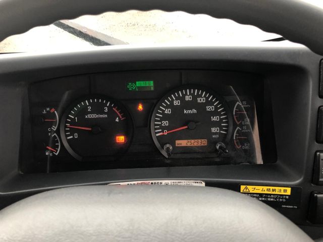 ISUZU FORWARD 2010 Image 31