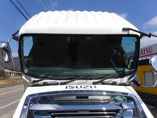 ISUZU GIGA 2019 Image 31