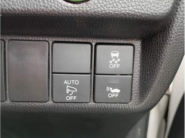 HONDA FIT HYBRID 2015 Image 31