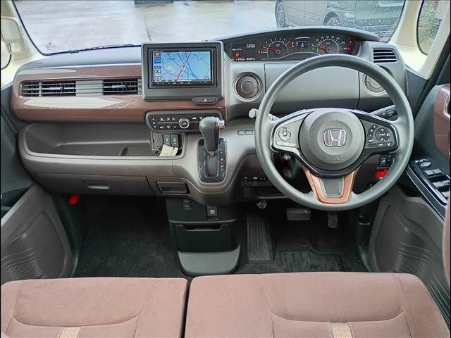HONDA N BOX 2019 Image 31