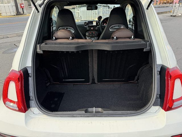 FIAT ABARTH 695 2023 Image 31