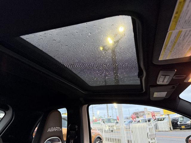 FIAT ABARTH 695 2023 Image 31