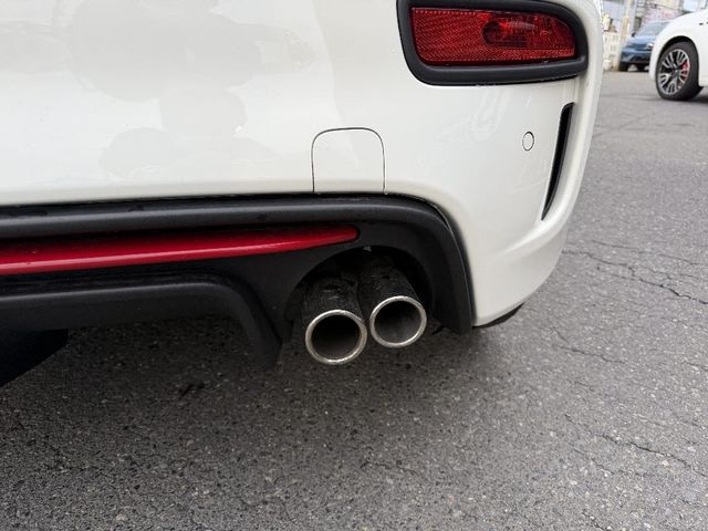 FIAT ABARTH 695 2023 Image 31