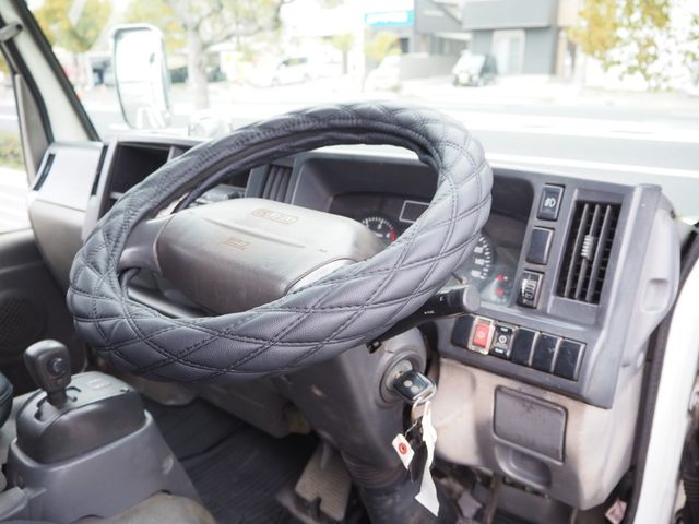 ISUZU ELF 2012 Image 31