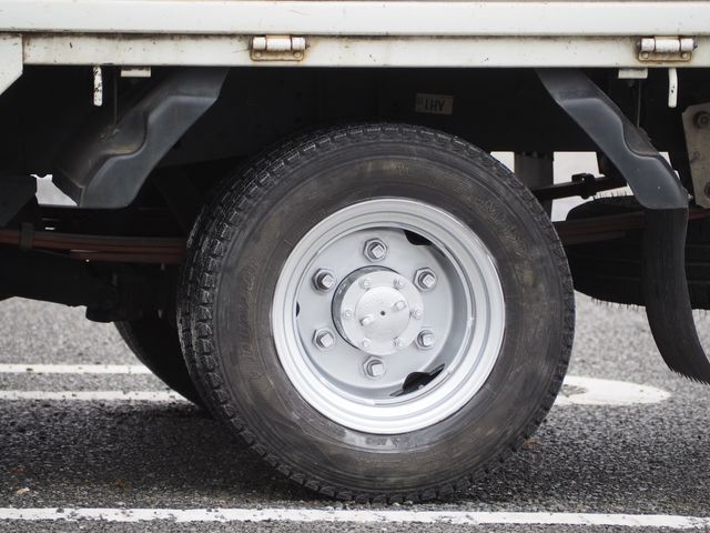 ISUZU ELF 2012 Image 31