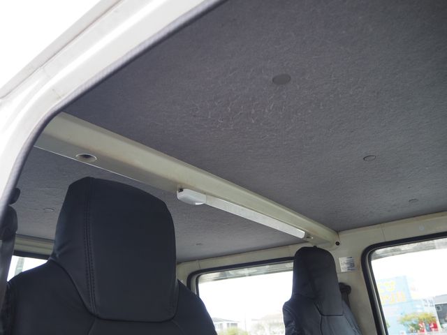 ISUZU ELF 2012 Image 31