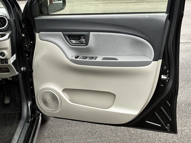 DAIHATSU CAST STYLE 2015 Image 31