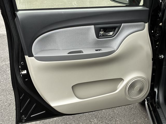 DAIHATSU CAST STYLE 2015 Image 31