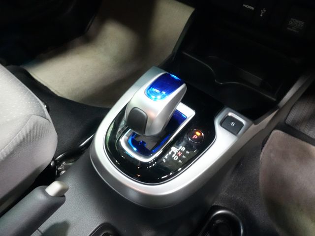 HONDA FIT HYBRID 2013 Image 31