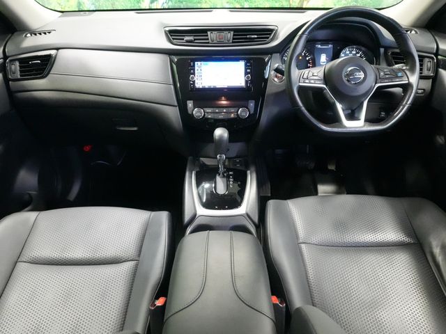 NISSAN X-TRAIL 2WD 2018 Image 31