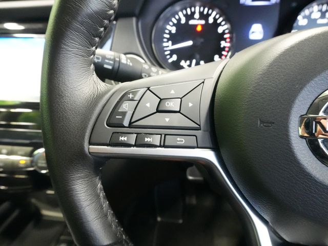 NISSAN X-TRAIL 2WD 2018 Image 31