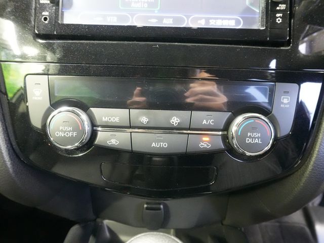 NISSAN X-TRAIL 2WD 2018 Image 31