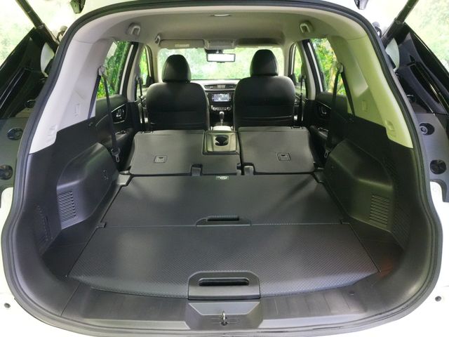 NISSAN X-TRAIL 2WD 2018 Image 31