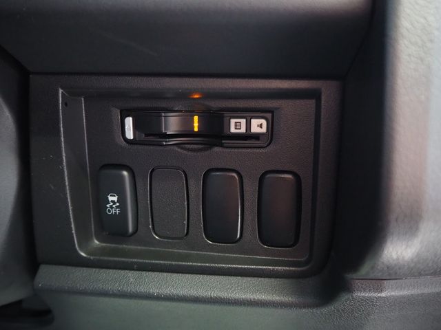 MITSUBISHI DELICA D:5 4WD 2015 Image 31