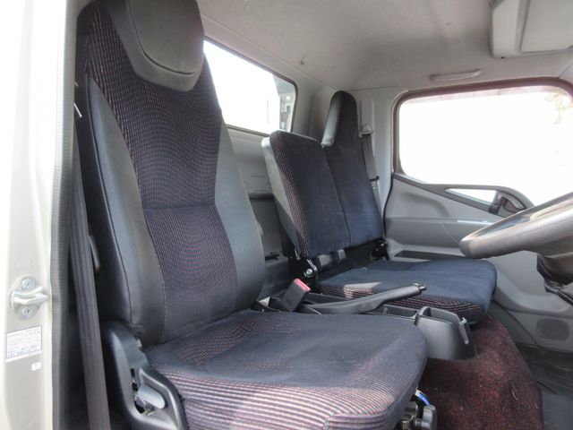MITSUBISHI CANTER 2021 Image 31