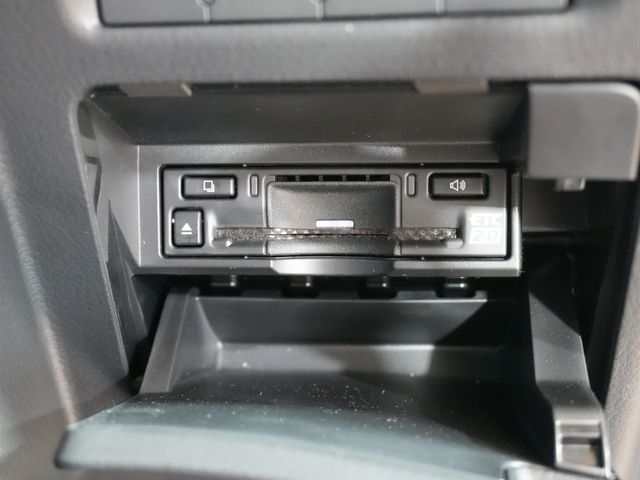 TOYOTA LEXUS LX600 2024 Image 31