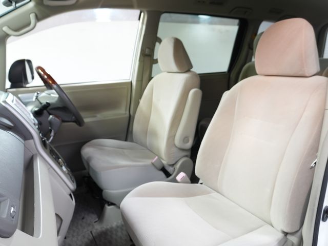 TOYOTA NOAH 4WD 2011 Image 31