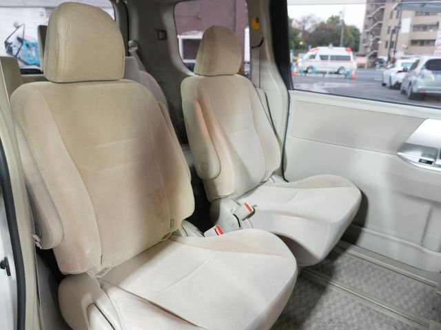 TOYOTA NOAH 4WD 2011 Image 31