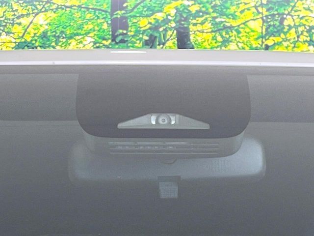 TOYOTA NOAH HYBRID 2022 Image 31