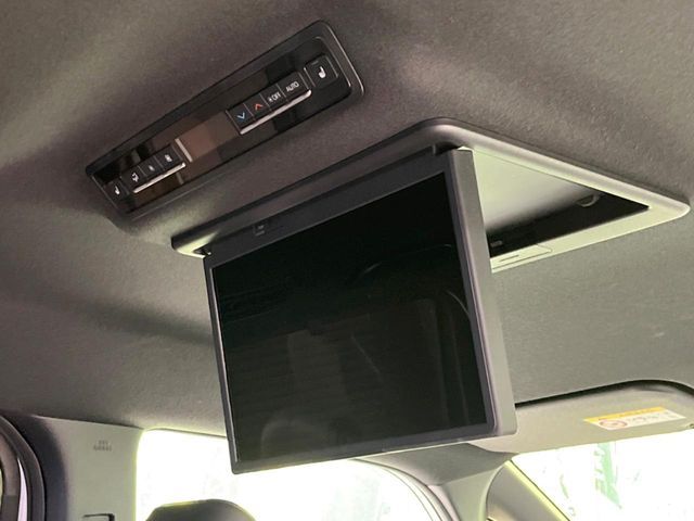 TOYOTA NOAH HYBRID 2022 Image 31