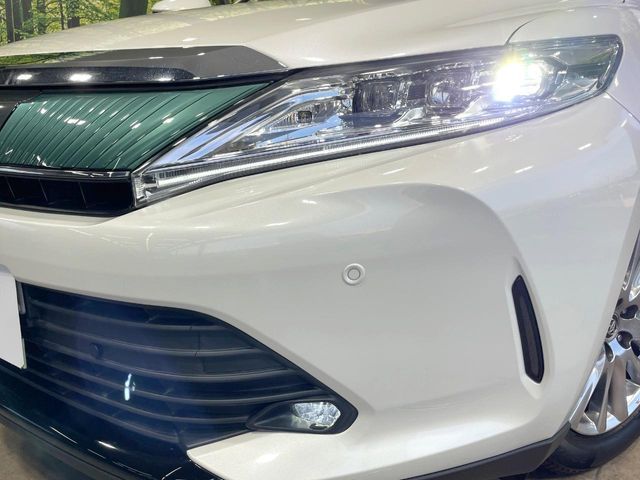 TOYOTA HARRIER 2WD 2017 Image 31