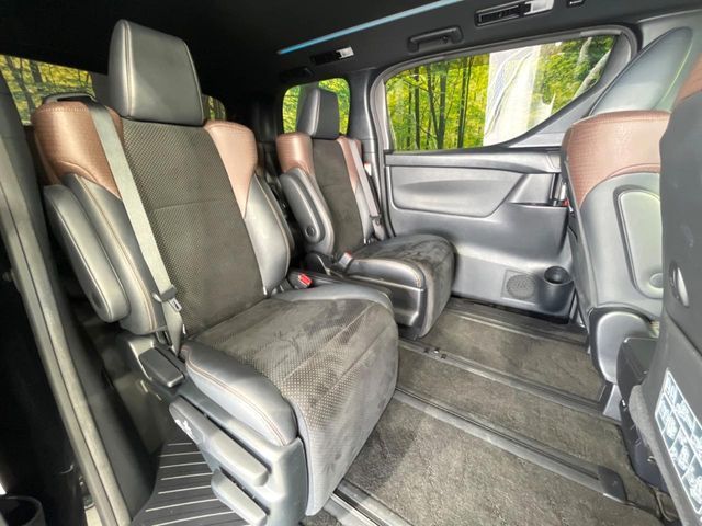 TOYOTA ALPHARD 2017 Image 31