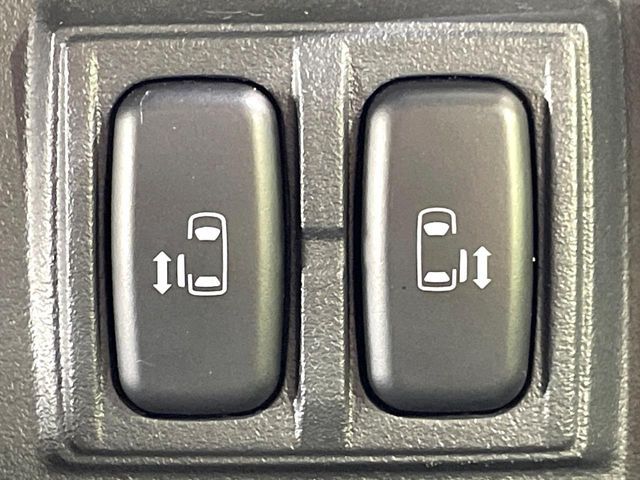 MITSUBISHI DELICA D:5 4WD 2017 Image 31