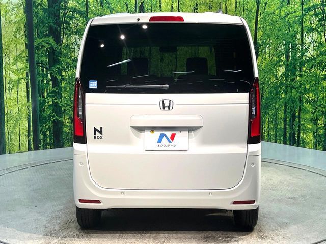 HONDA N BOX 2024 Image 31