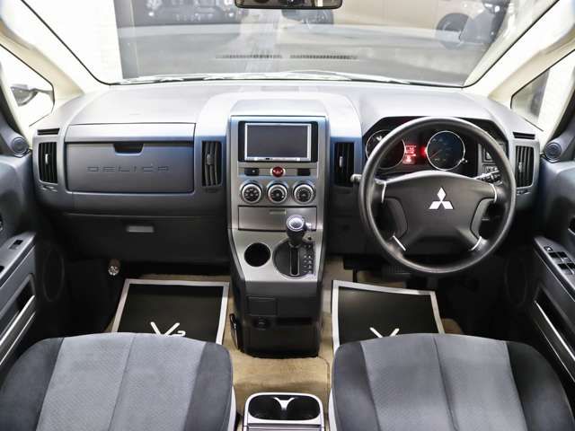 MITSUBISHI DELICA D:5 2WD 2011 Image 31