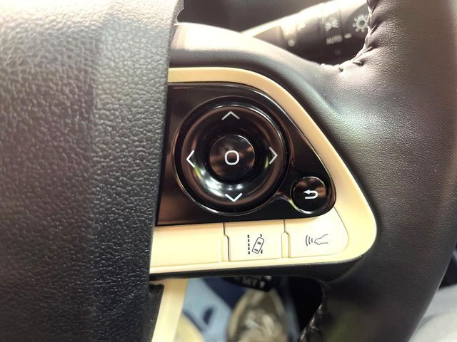 TOYOTA PRIUS 2016 Image 31