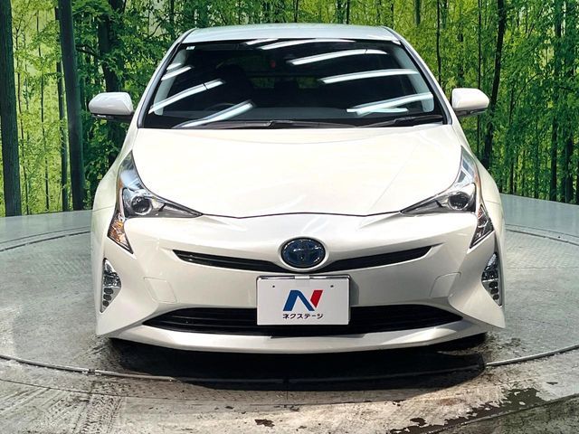 TOYOTA PRIUS 2016 Image 31