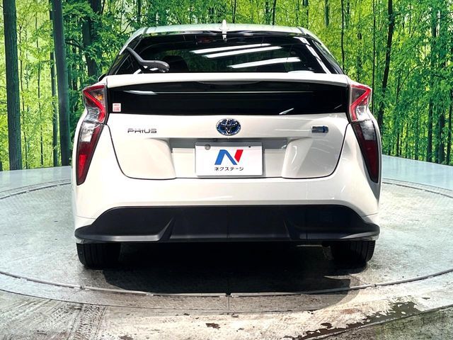 TOYOTA PRIUS 2016 Image 31