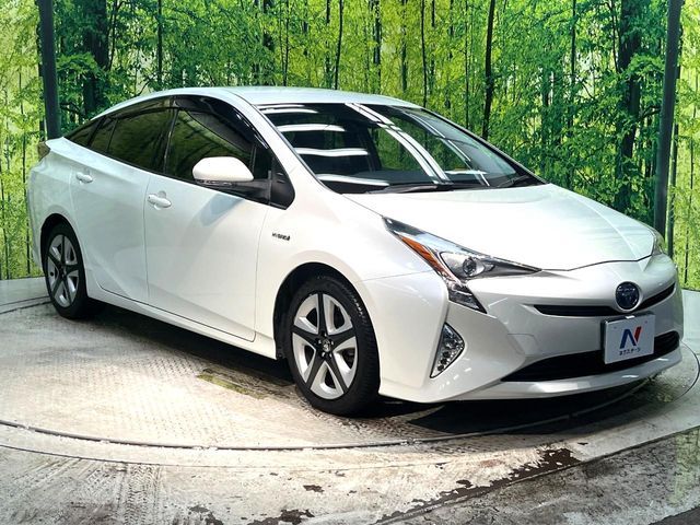 TOYOTA PRIUS 2016 Image 31