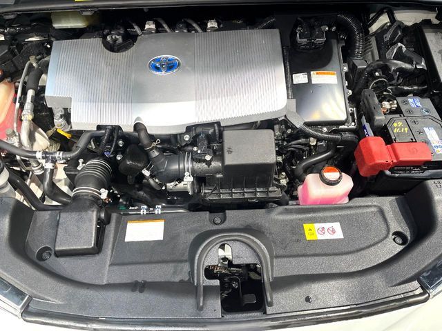 TOYOTA PRIUS 2016 Image 31