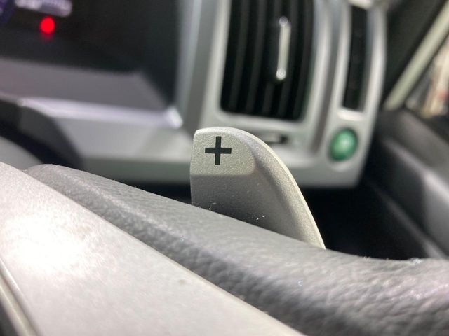 HONDA STEPWAGON SPADA 2013 Image 31