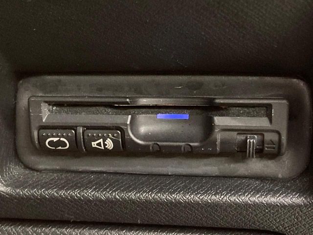 HONDA STEPWAGON SPADA 2013 Image 31