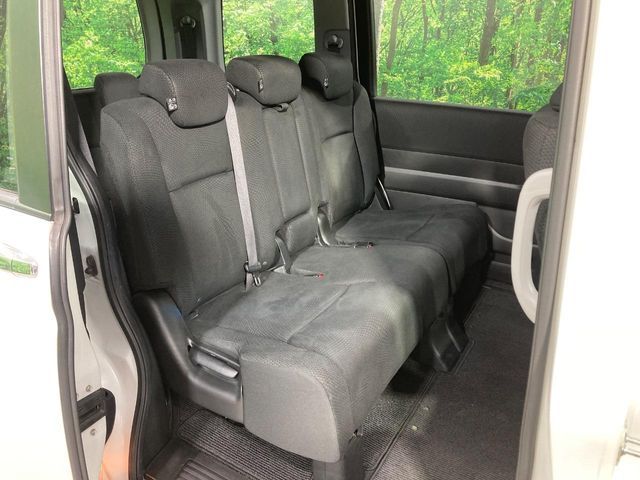 HONDA STEPWAGON SPADA 2013 Image 31