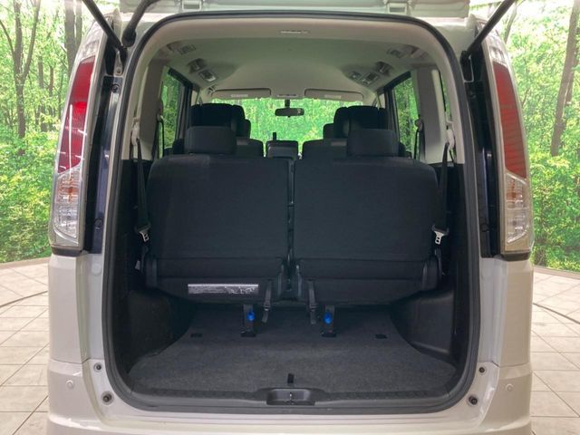 NISSAN SERENA  WG 2012 Image 31