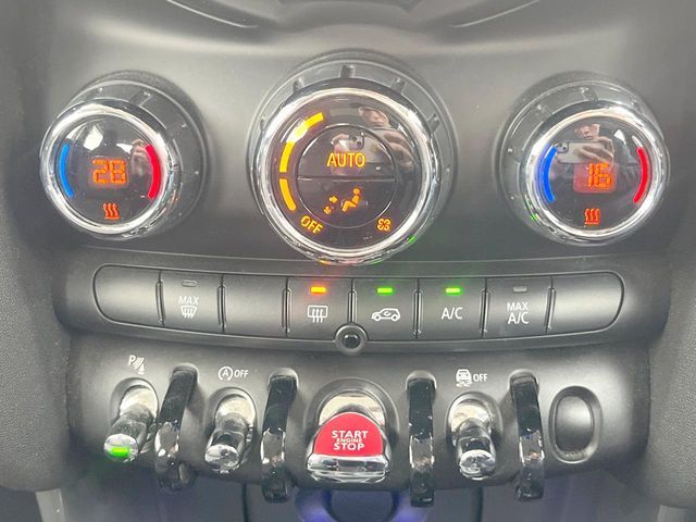 BMW MINI COOPER 5DOOR 2019 Image 31