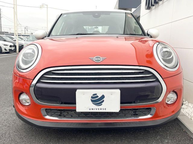 BMW MINI COOPER 5DOOR 2019 Image 31