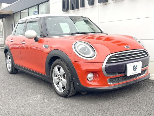 BMW MINI COOPER 5DOOR 2019 Image 31